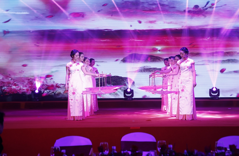 演藝活動(dòng)策劃如何跨越不平等“平臺(tái)”